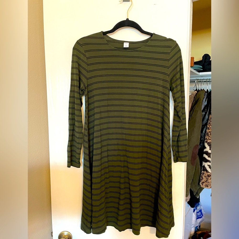 Women’s Old Navy Green and Black Striped Dress